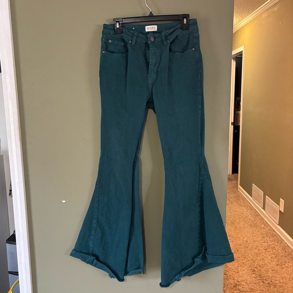 Shyanne Teal Super Flared Jeans 31 x 34